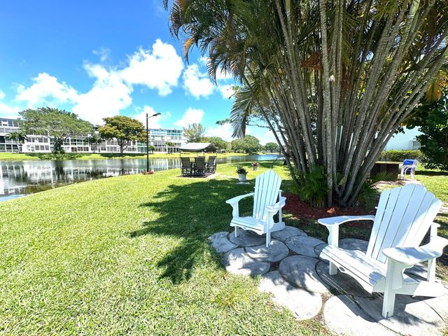 2132 Cambridge F, Deerfield Beach, FL 33442