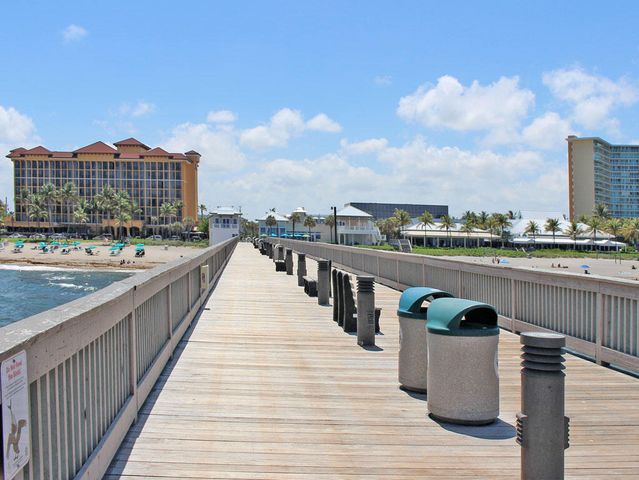 2132 Cambridge F, Deerfield Beach, FL 33442