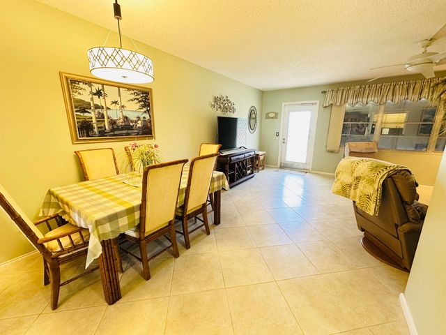 2132 Cambridge F, Deerfield Beach, FL 33442