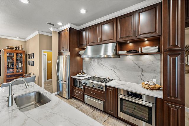 13247 THOROUGHBRED DRIVE, Dade City, FL 33525