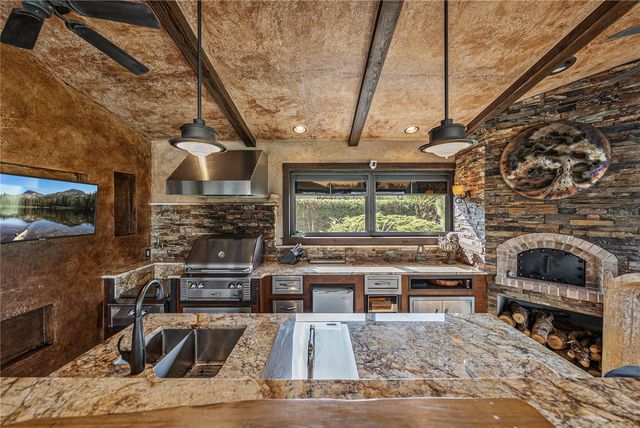 13247 THOROUGHBRED DRIVE, Dade City, FL 33525