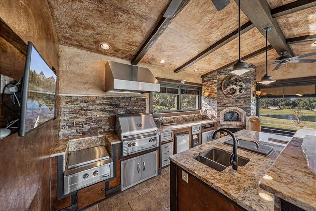 13247 THOROUGHBRED DRIVE, Dade City, FL 33525