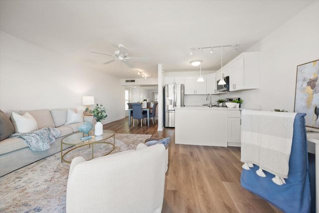 2566 GARY CIRCLE 2, Dunedin, FL 34698