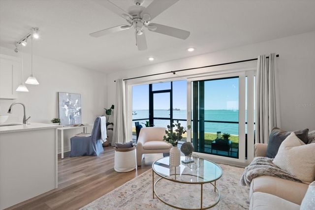 2566 GARY CIRCLE 2, Dunedin, FL 34698