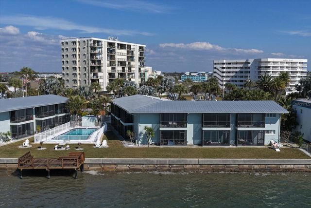 2566 GARY CIRCLE 2, Dunedin, FL 34698