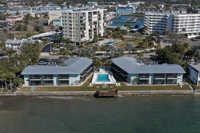 2566 GARY CIRCLE 2, Dunedin, FL 34698