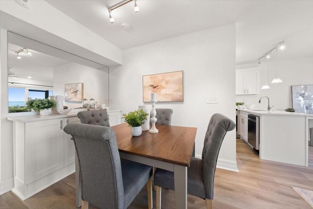 2566 GARY CIRCLE 2, Dunedin, FL 34698