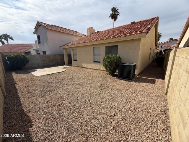7721 W Tonto Drive, Glendale, AZ 85308