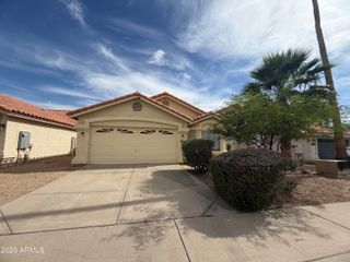 7721 W Tonto Drive, Glendale, AZ 85308