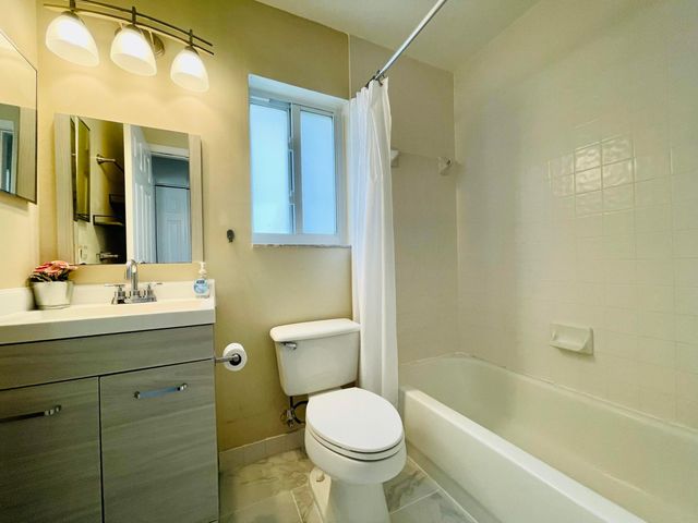 4354 Mahogany Ridge Drive, Weston, FL 33331