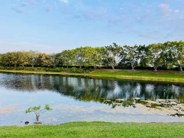 4354 Mahogany Ridge Drive, Weston, FL 33331