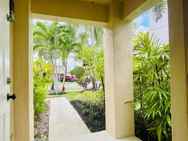 4354 Mahogany Ridge Drive, Weston, FL 33331