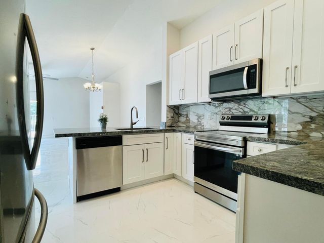 4354 Mahogany Ridge Drive, Weston, FL 33331