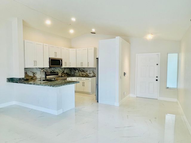 4354 Mahogany Ridge Drive, Weston, FL 33331
