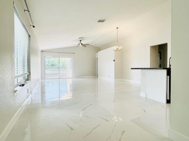 4354 Mahogany Ridge Drive, Weston, FL 33331