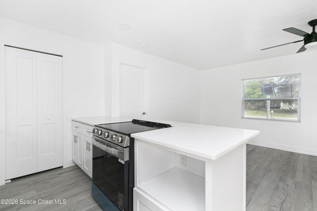 710 Airoso Road SE, Palm Bay, FL 32909