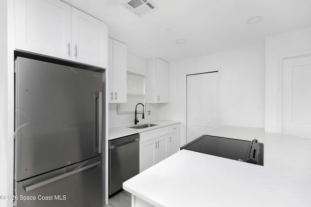 710 Airoso Road SE, Palm Bay, FL 32909