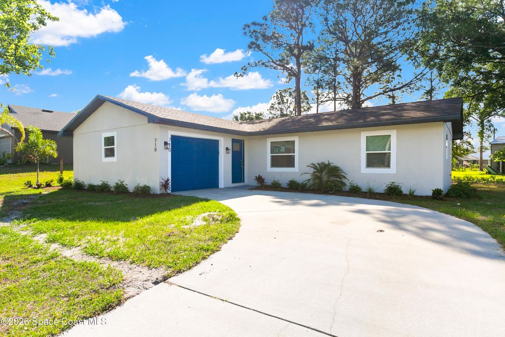 710 Airoso Road SE, Palm Bay, FL 32909