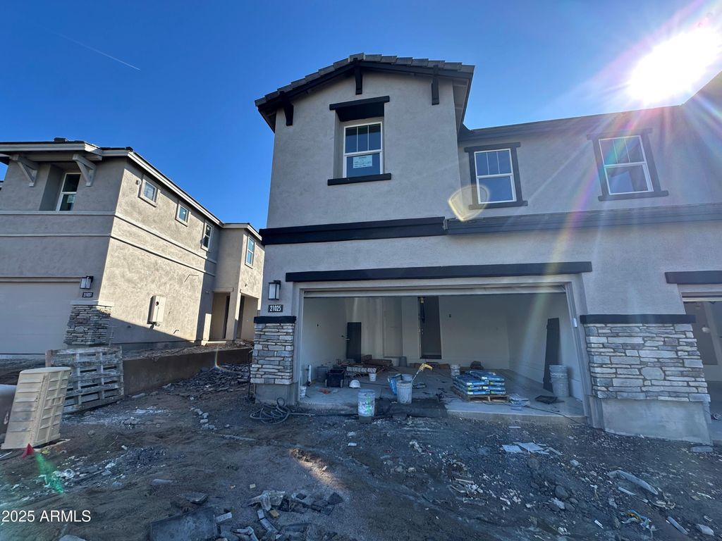 21025 N 58TH Place, Phoenix, AZ 85054