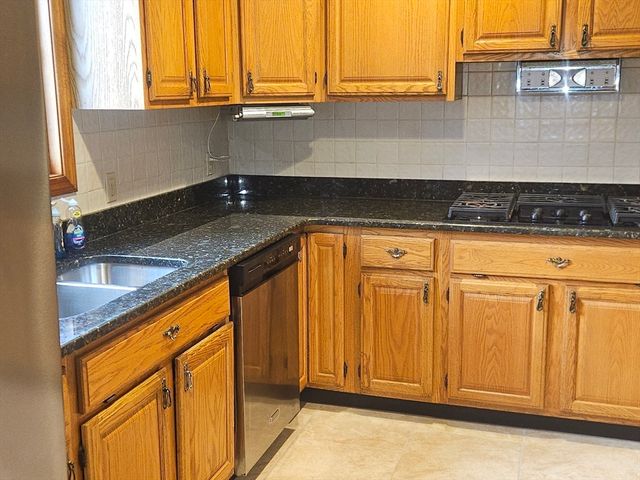 53 Howard Ave, New Bedford, MA 02745