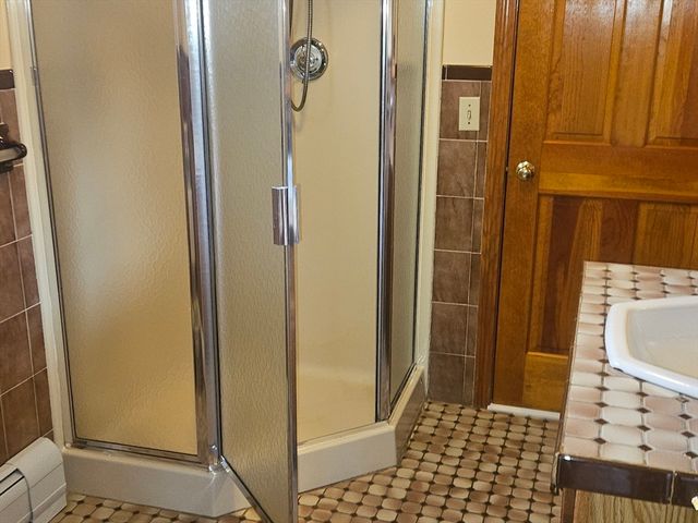 53 Howard Ave, New Bedford, MA 02745