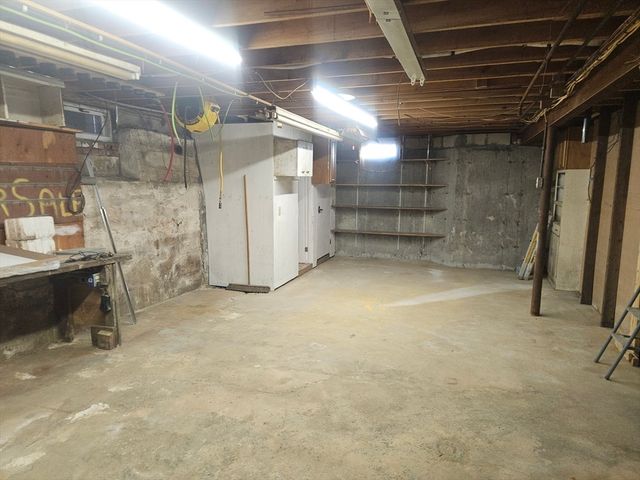 53 Howard Ave, New Bedford, MA 02745