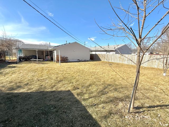 2910 17th Street, Rockford, IL 61109