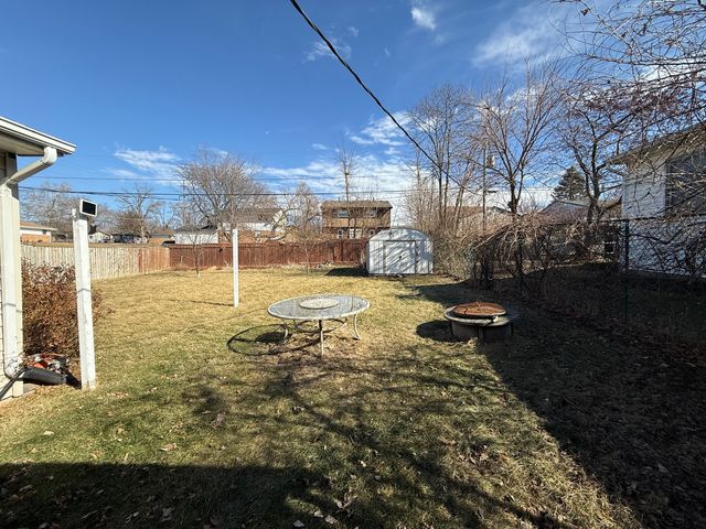 2910 17th Street, Rockford, IL 61109