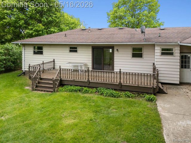 12489 Jennings Road, Linden, MI 48451