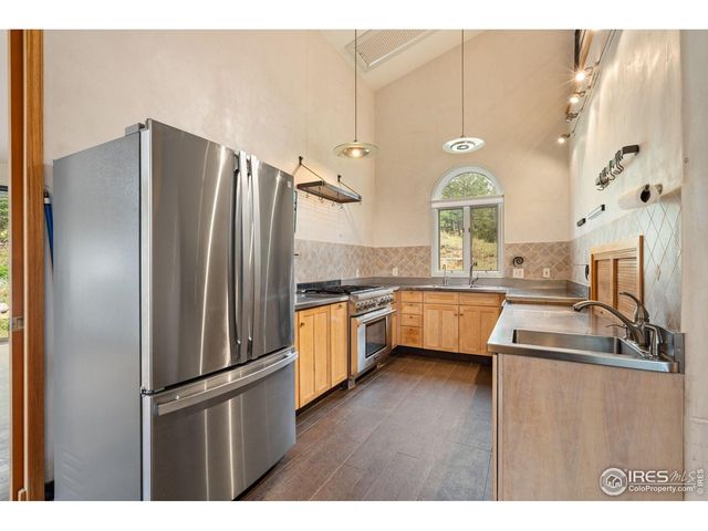 1000 Alaska Rd, Boulder, CO 80302