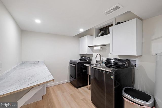 708 AMBLESIDE DR, Wilmington, DE 19808