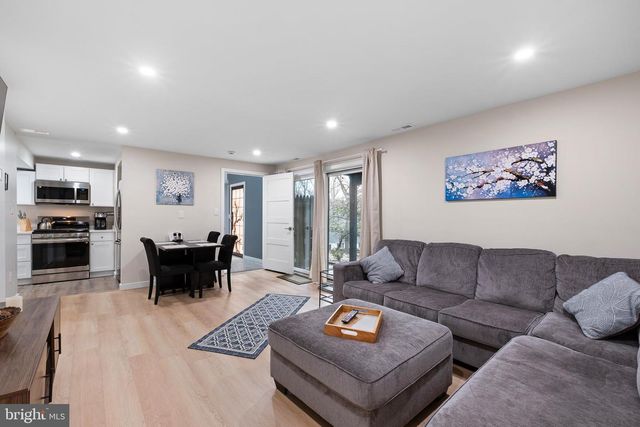 708 AMBLESIDE DR, Wilmington, DE 19808