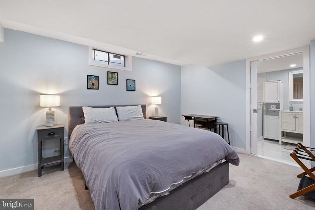 708 AMBLESIDE DR, Wilmington, DE 19808