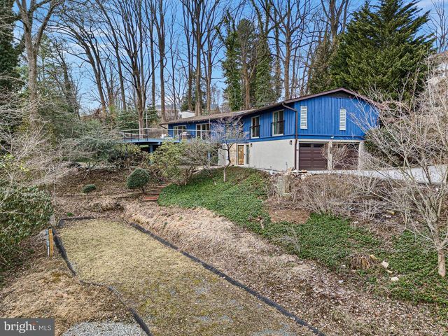 708 AMBLESIDE DR, Wilmington, DE 19808