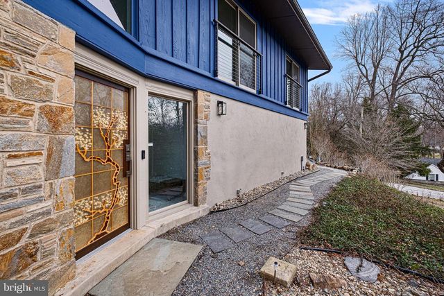 708 AMBLESIDE DR, Wilmington, DE 19808