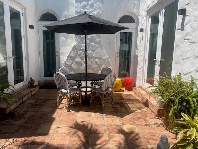 1220 SE 2ND Street, Fort Lauderdale, FL 33301