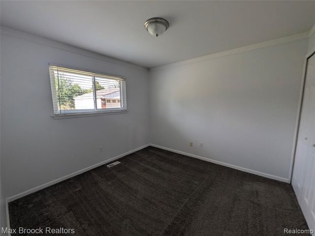 14569 Blue Skies Street, Livonia, MI 48154