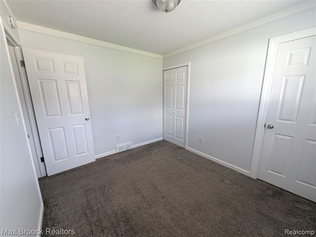 14569 Blue Skies Street, Livonia, MI 48154