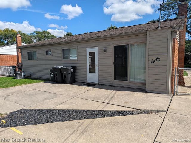 14569 Blue Skies Street, Livonia, MI 48154