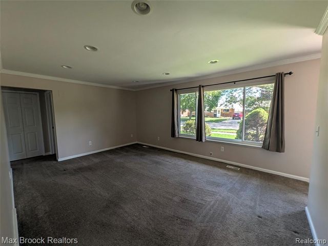 14569 Blue Skies Street, Livonia, MI 48154