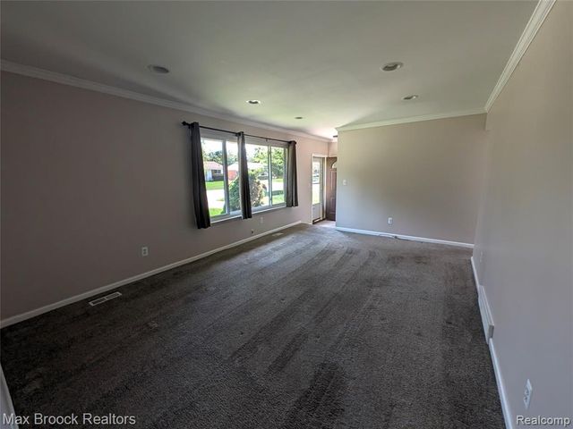 14569 Blue Skies Street, Livonia, MI 48154
