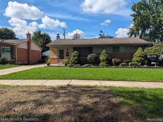 14569 Blue Skies Street, Livonia, MI 48154