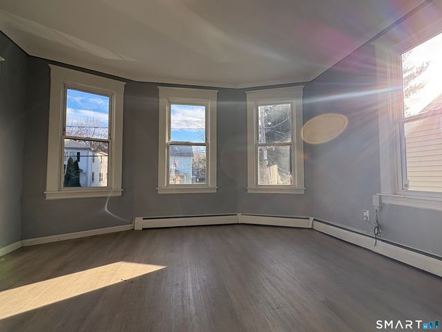 3 Omo Street 2, Middletown, CT 06457