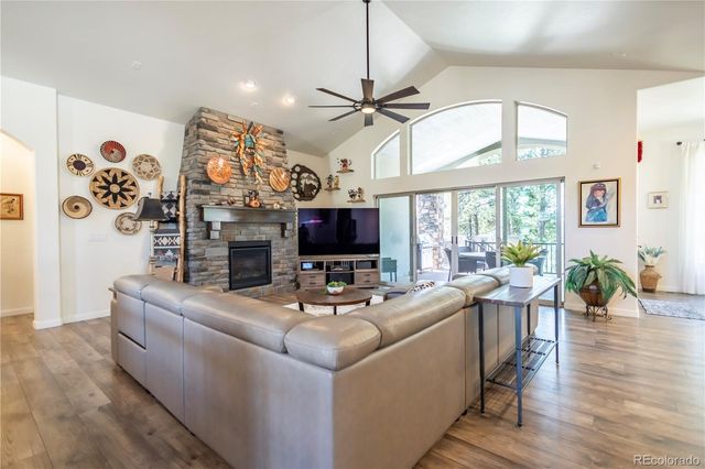 16021 Fox Mesa Court, Monument, CO 80921