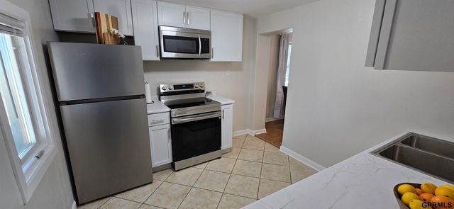 3958 N 53 Street, Omaha, NE 68104