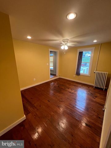 117 E MAIN ST, Sharpsburg, MD 21782