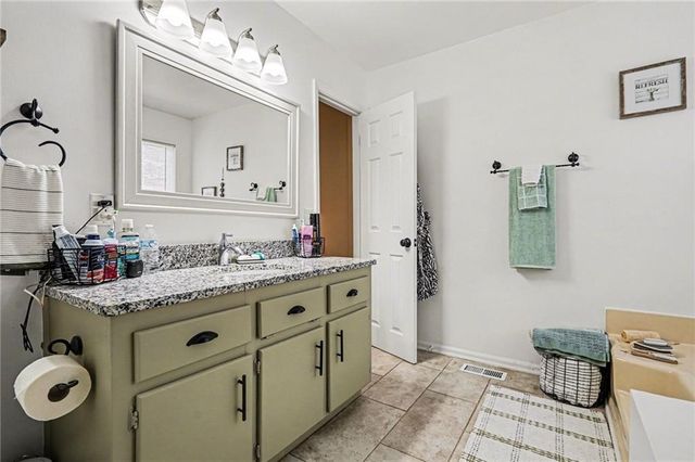 211 Hillside Drive, Waleska, GA 30183