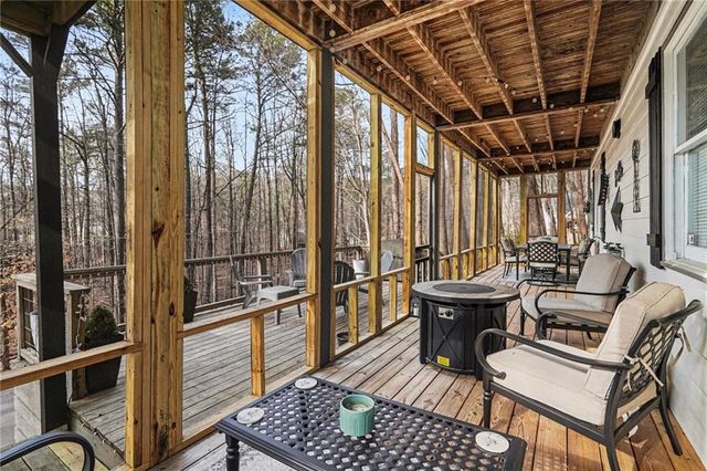 211 Hillside Drive, Waleska, GA 30183