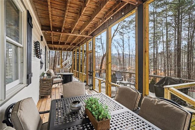 211 Hillside Drive, Waleska, GA 30183