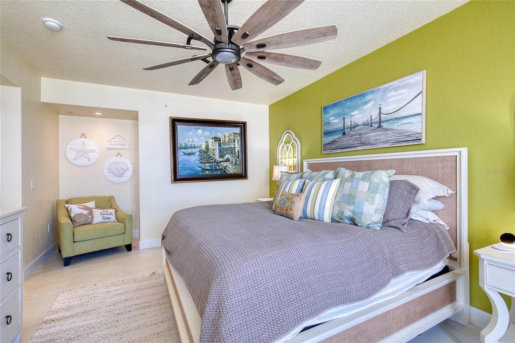 Image 27 of property listing at 2403 S ATLANTIC AVENUE 808, Daytona Beach, FL 32118